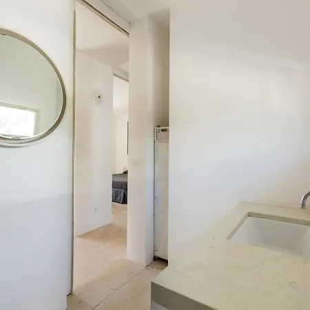 Villa Pizzofalcone Villa Sleeps 12 with Pool&Air Con *