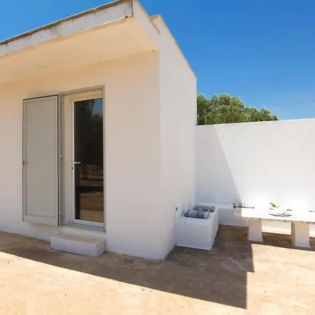 Pizzofalcone Villa Sleeps 12 with Pool&Air Con Serranova