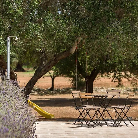 Pizzofalcone Villa Sleeps 12 with Pool&Air Con